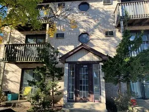 $1,325 | 1832 Goodwin Drive, Unit 1A, Palatine, IL 60074