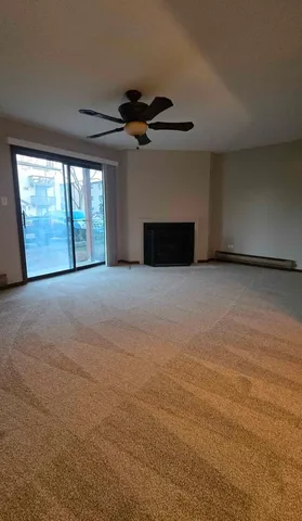$1,325 | 1832 Goodwin Drive, Unit 1A, Palatine, IL 60074