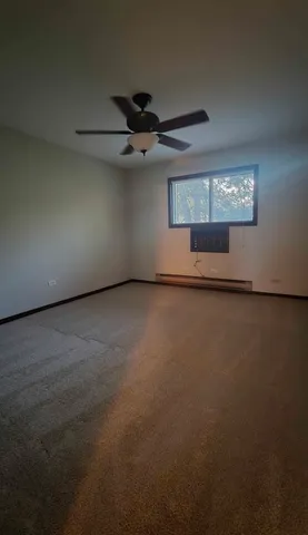 $1,325 | 1832 Goodwin Drive, Unit 1A, Palatine, IL 60074