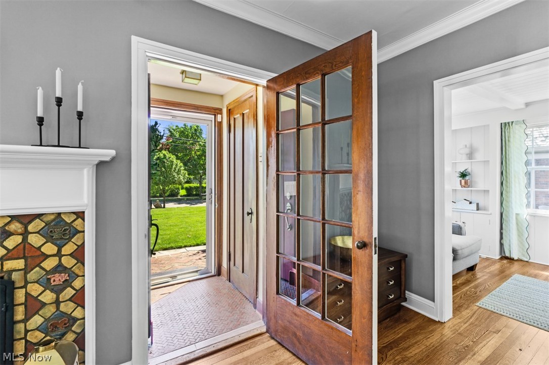 17029 Fernway Road Cleveland, OH 44120 - Photo 4 of 37 Gallery Image 4