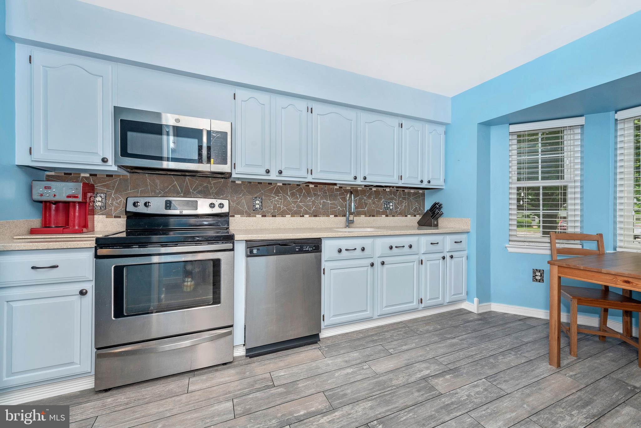 6852 Carnation Circle Frederick, MD 21703 - Photo 10 of 45