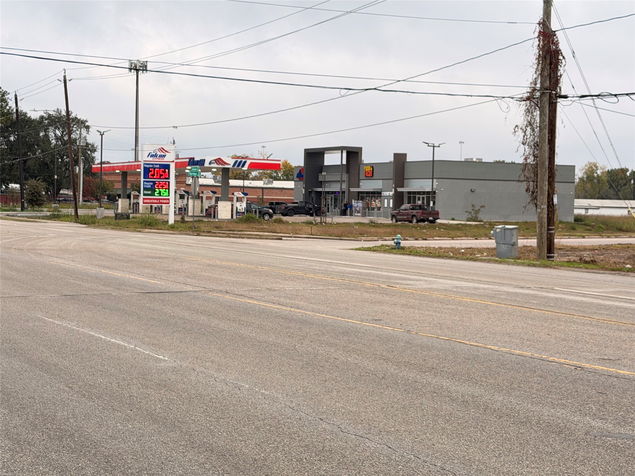 9629 Jensen Drive Houston, TX 77093 - Photo 5 of 7 a view of a city street with buildings