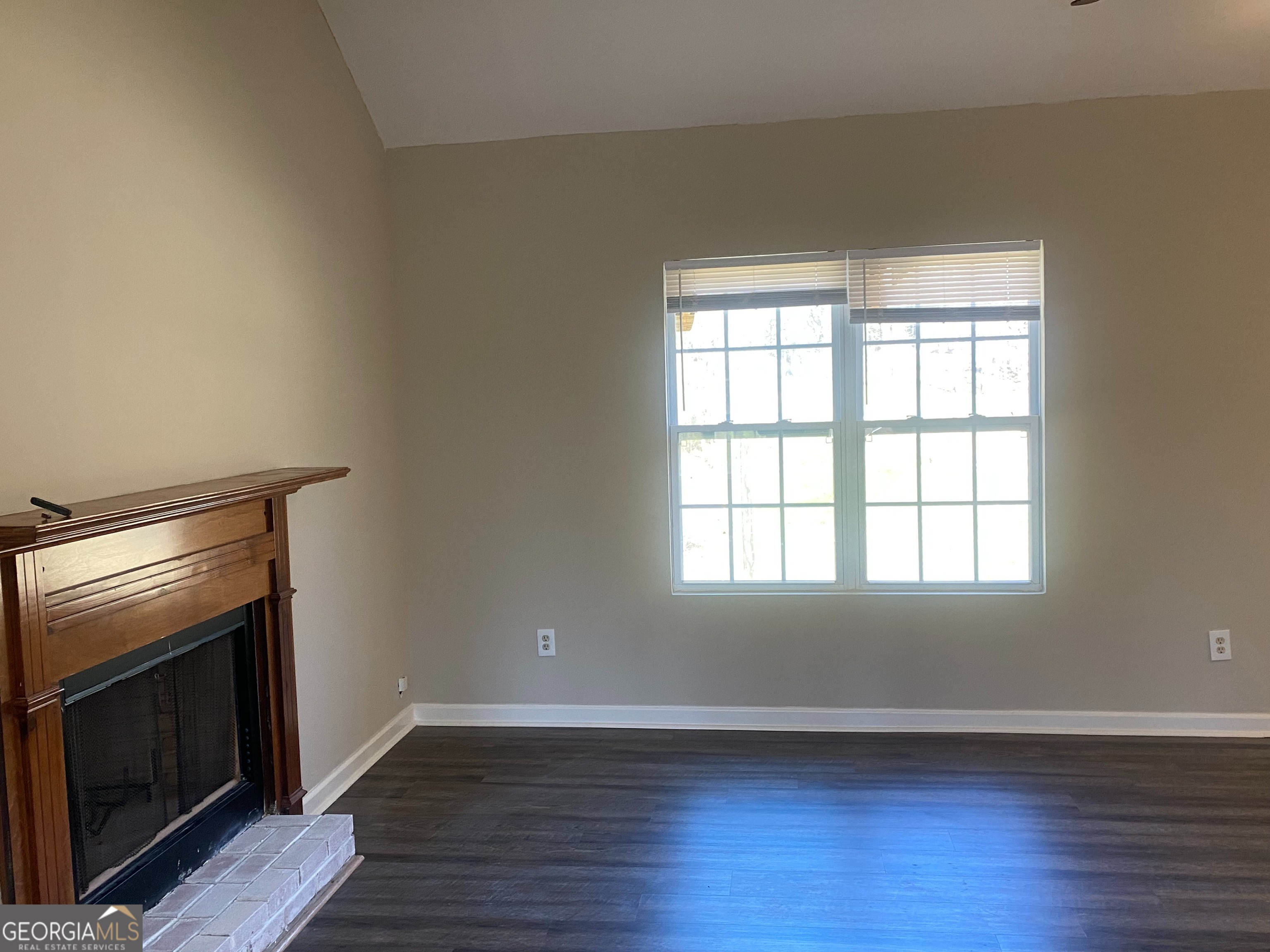 226 Lynn Road Bethlehem, GA 30620 - Photo 3 of 15