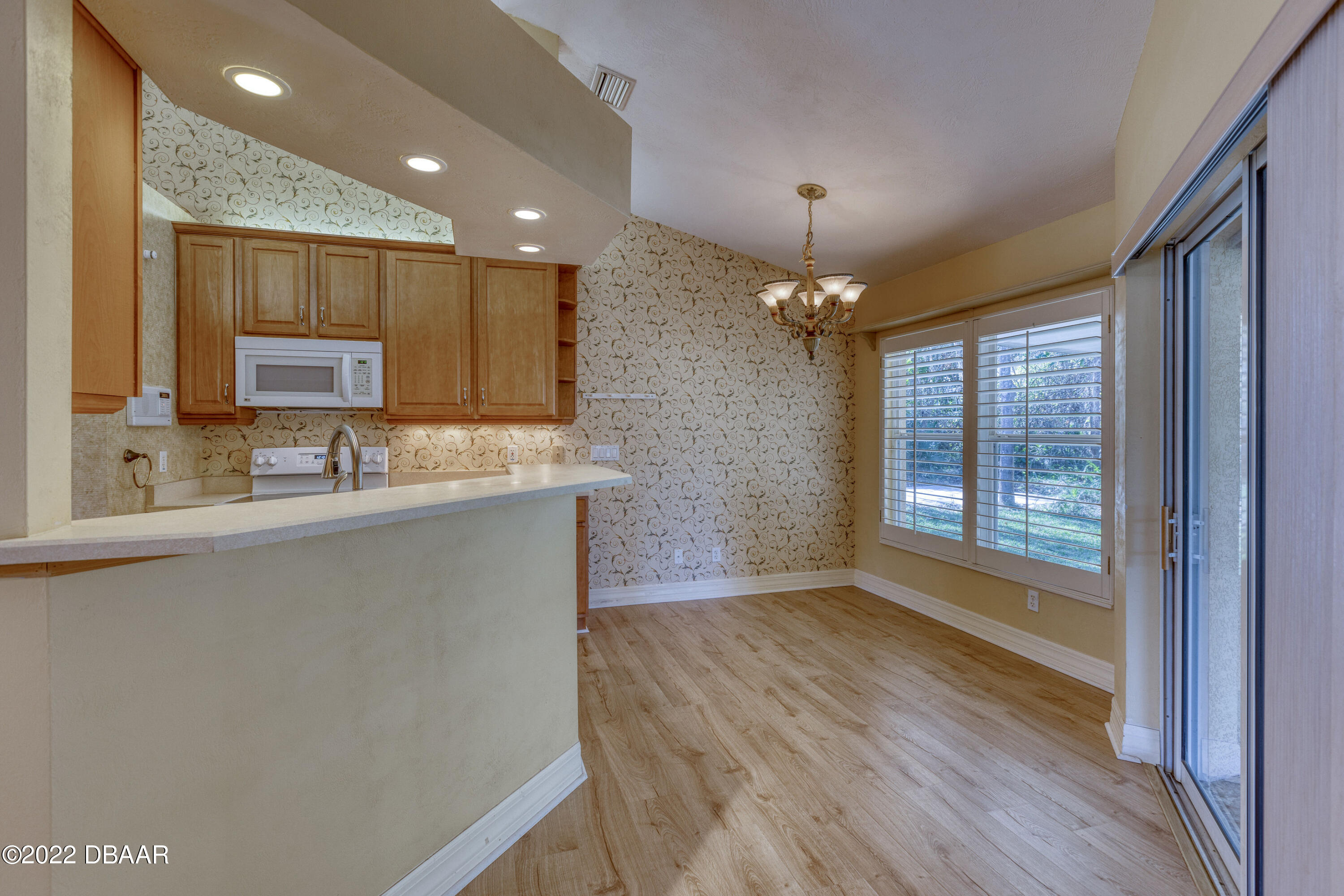 618 Renner Road Port Orange, FL 32127 - Photo 9 of 35 618Renner_kitchen4