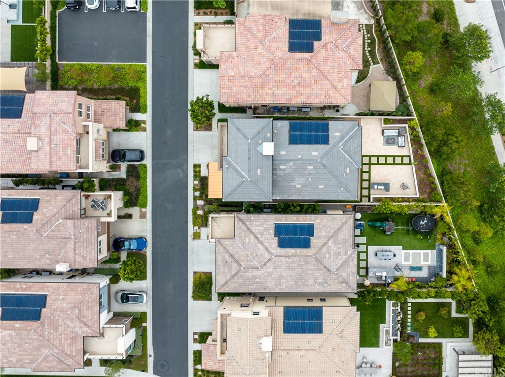 56 Swift Irvine, CA 92618 - Photo 43 of 43 aerial view of a house with a garden