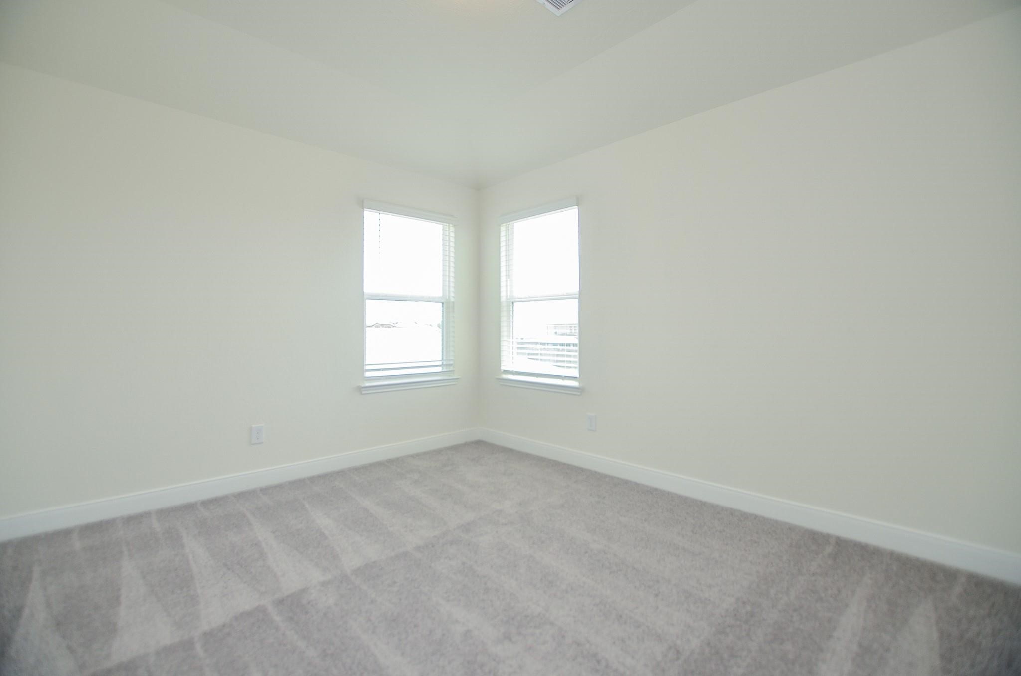 20907 Filbert Lane Katy, TX 77449 - Photo 29 of 43 an empty room with a window
