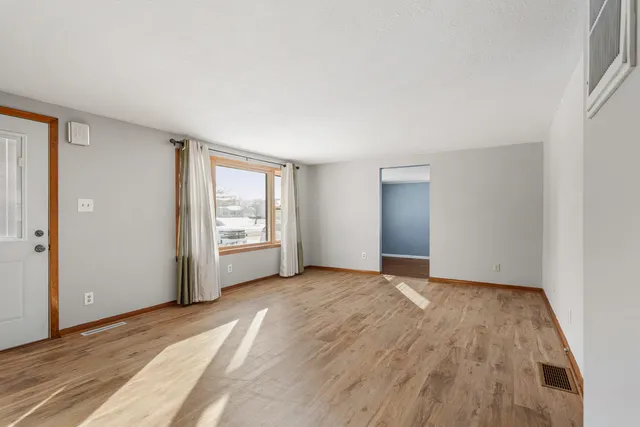 $150,000 | 543 South Elwood Street, Forsyth, IL 62535