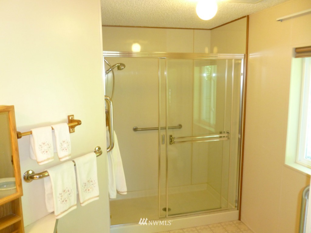 23717 7th Place West Bothell, WA 98021 - Photo 12 of 16