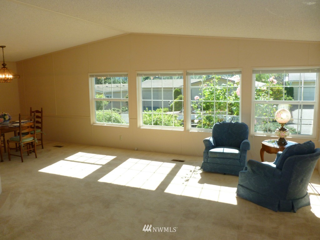 23717 7th Place West Bothell, WA 98021 - Photo 9 of 16