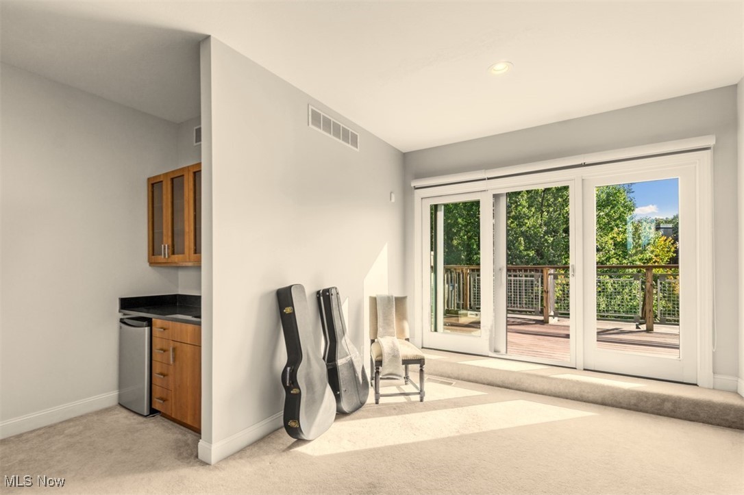 12480 Cedar Road Cleveland, OH 44106 - Photo 33 of 45 Gallery Image 33