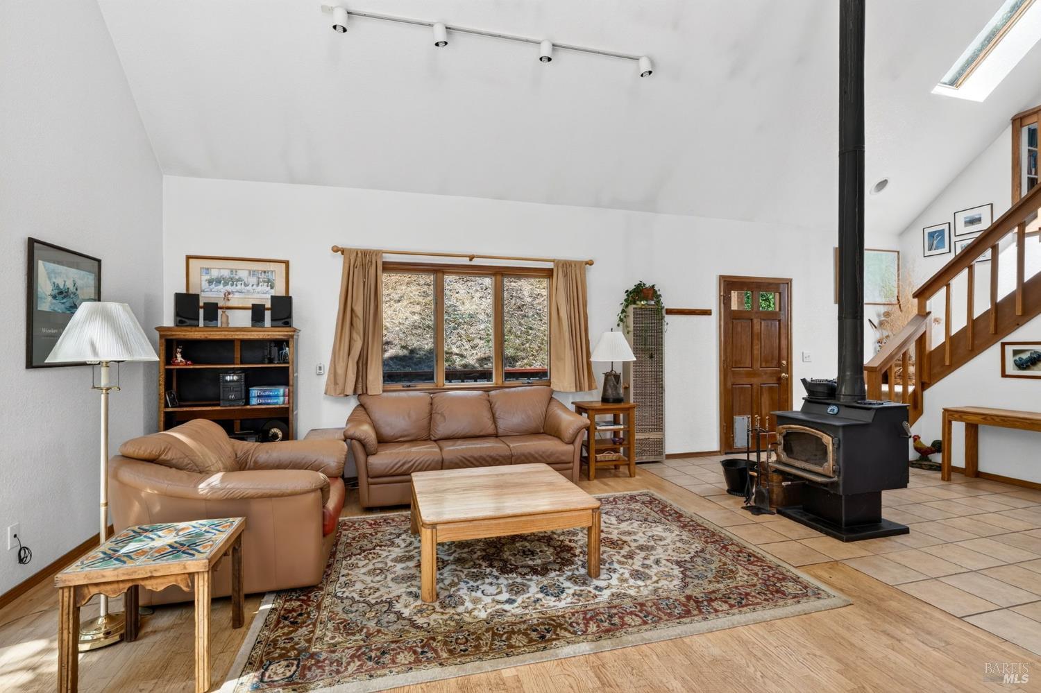7601 Peachland Road Boonville, CA 95415 - Photo 6 of 28 Gallery Image 6
