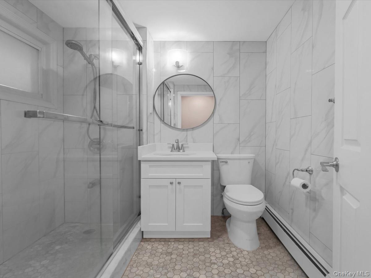 19 Ridge Drive East Roslyn, NY 11576 - Photo 19 of 33