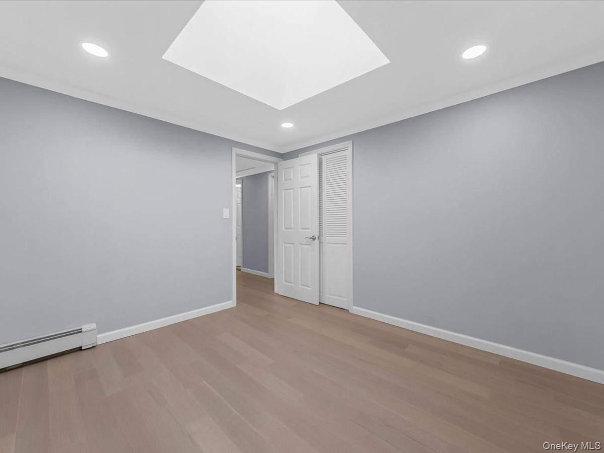 19 Ridge Drive East Roslyn, NY 11576 - Photo 25 of 33