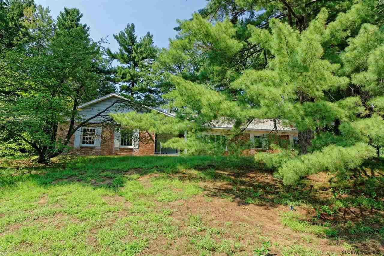 20 Witte Road Albany, NY 12203 - Photo 6 of 25 Photo 6
