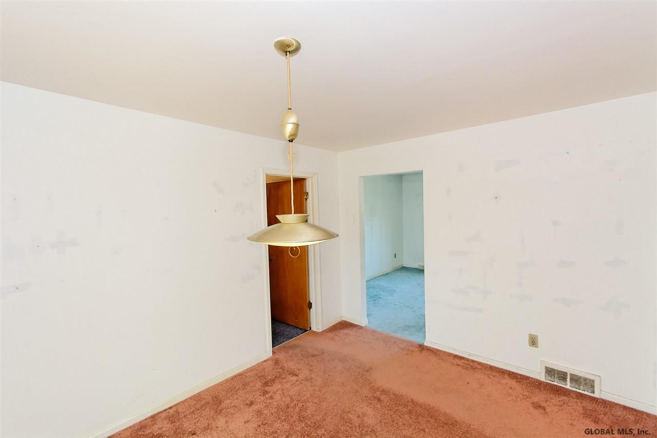 20 Witte Road Albany, NY 12203 - Photo 10 of 25 Photo 10