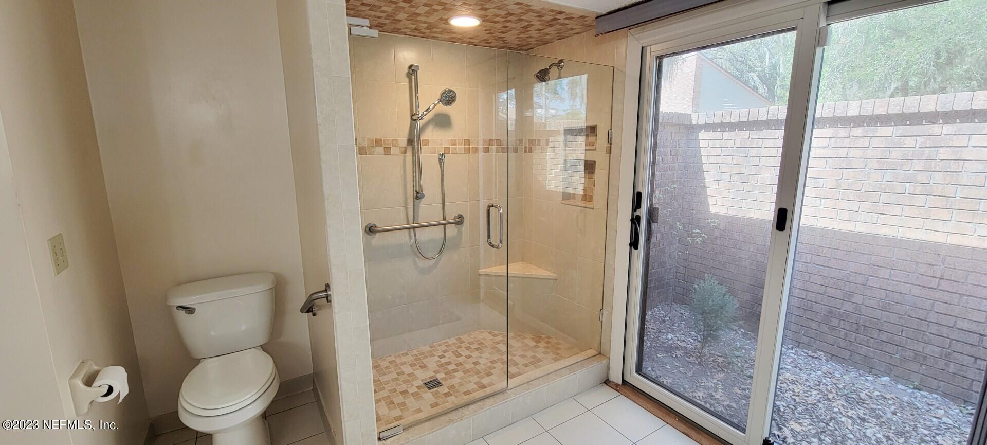 4251 Monument Road, Unit 401 Jacksonville, FL 32225 - Photo 25 of 33 MasterBath4