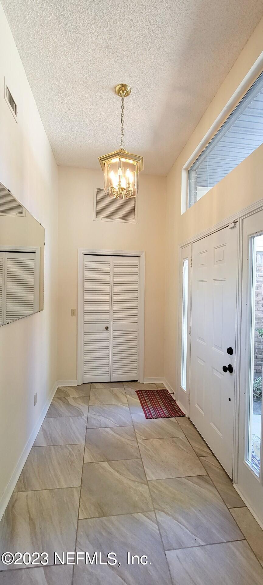 4251 Monument Road, Unit 401 Jacksonville, FL 32225 - Photo 3 of 33 Foyer