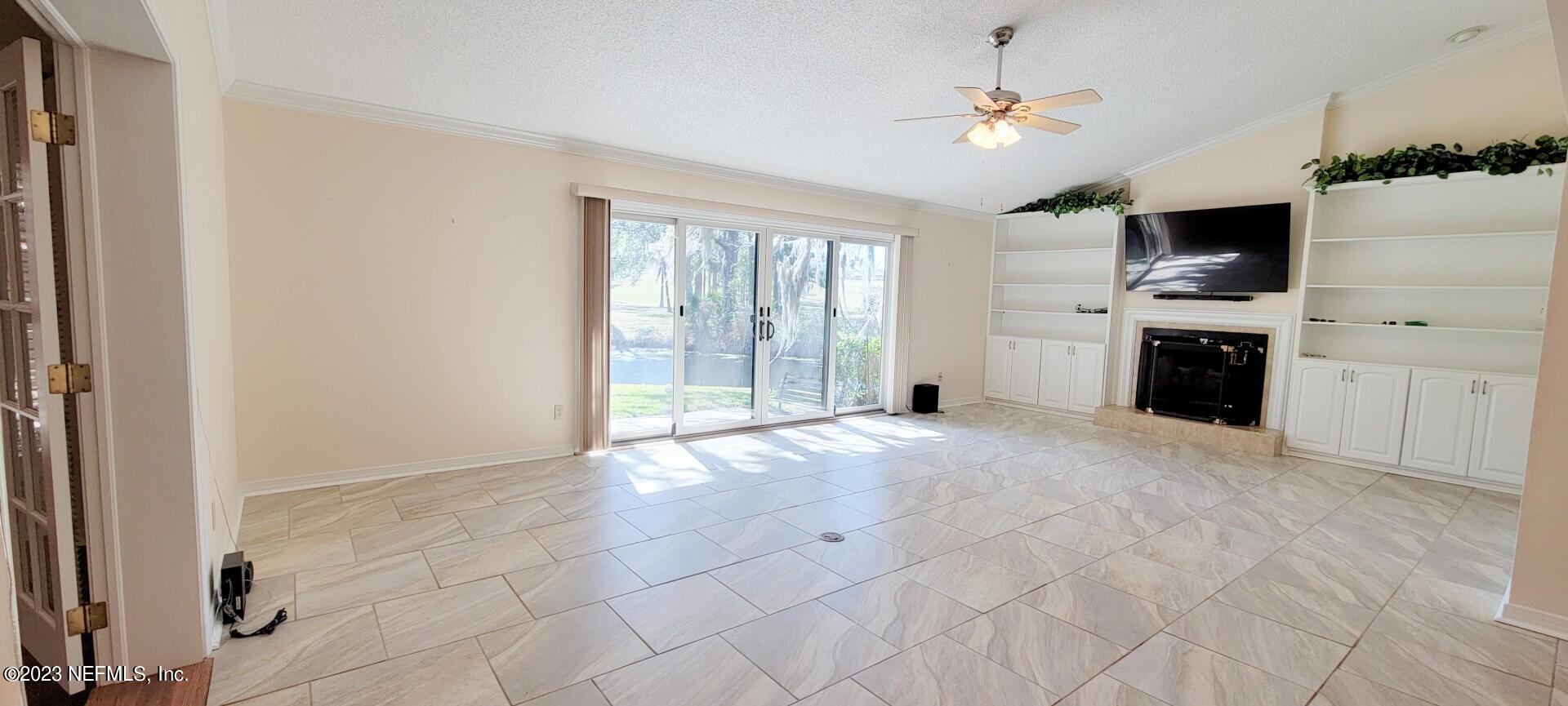 4251 Monument Road, Unit 401 Jacksonville, FL 32225 - Photo 7 of 33 Family Room