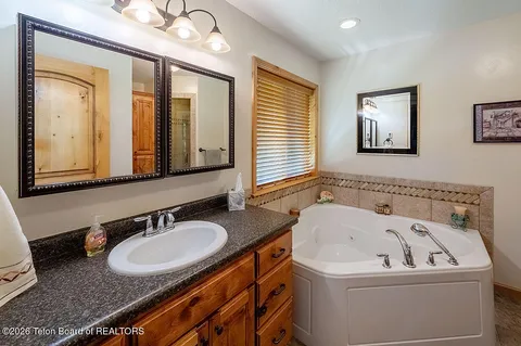 $589,000 | 345 Country Club Way, Thayne, WY 83127