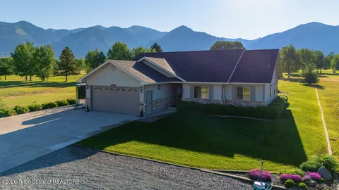 $589,000 | 345 Country Club Way, Thayne, WY 83127