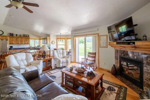 $589,000 | 345 Country Club Way, Thayne, WY 83127
