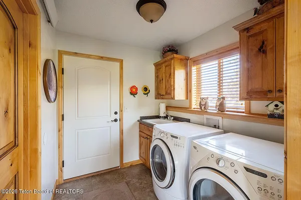 $589,000 | 345 Country Club Way, Thayne, WY 83127