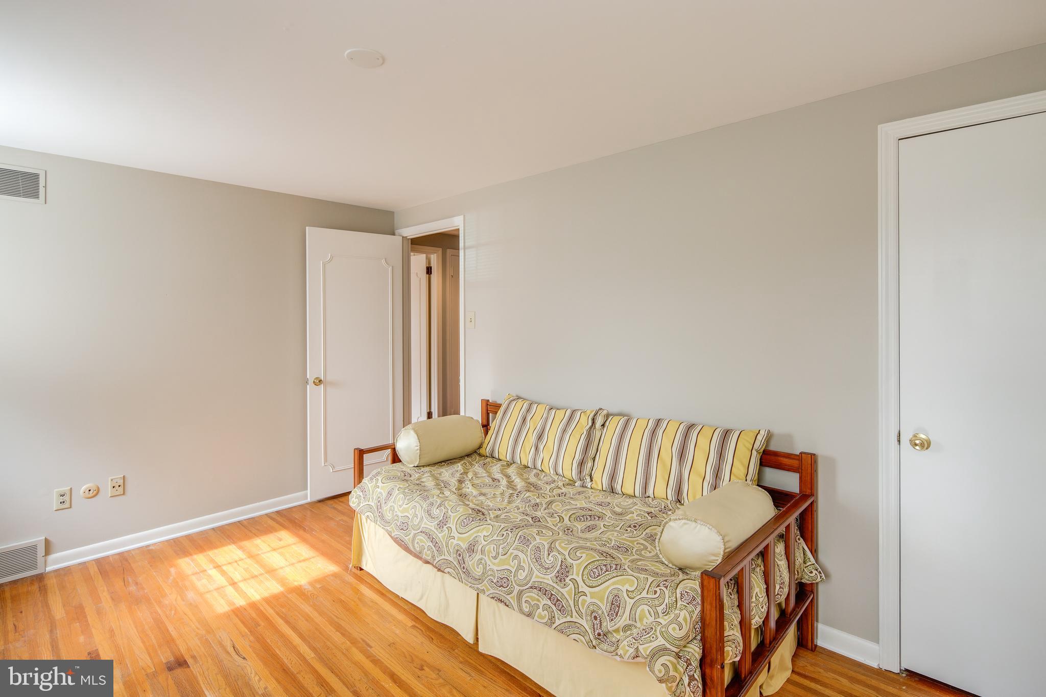 1207 Forge Road Cherry Hill, NJ 08034 - Photo 22 of 29
