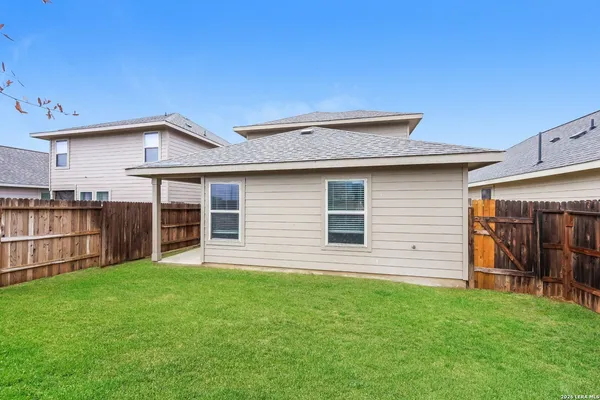 $1,525 | 10448 Green Branch, San Antonio, TX 78223