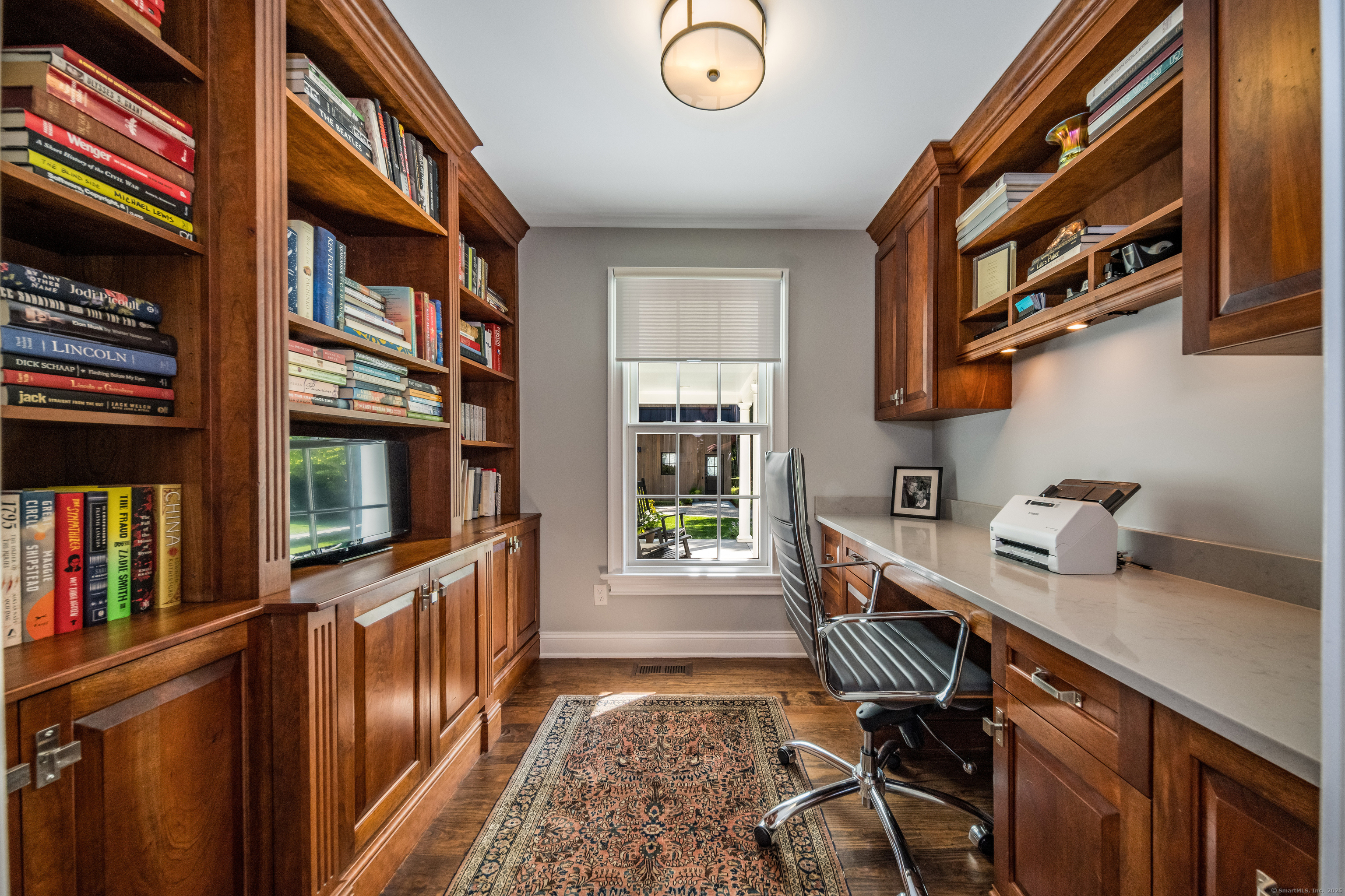 137 Liberty Street Madison, CT 06443 - Photo 4 of 40 First Floor Office