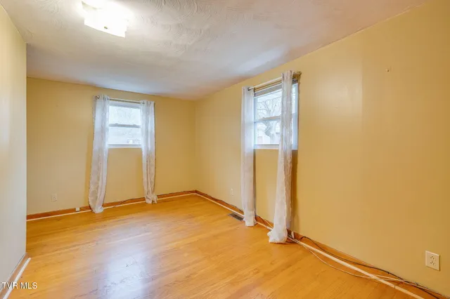 $215,000 | 165 Astor Drive, Gate City, VA 24251