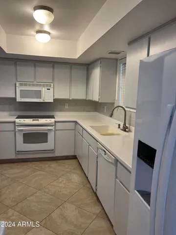 $3,500 | 26014 South Howard Drive, Sun Lakes, AZ 85248