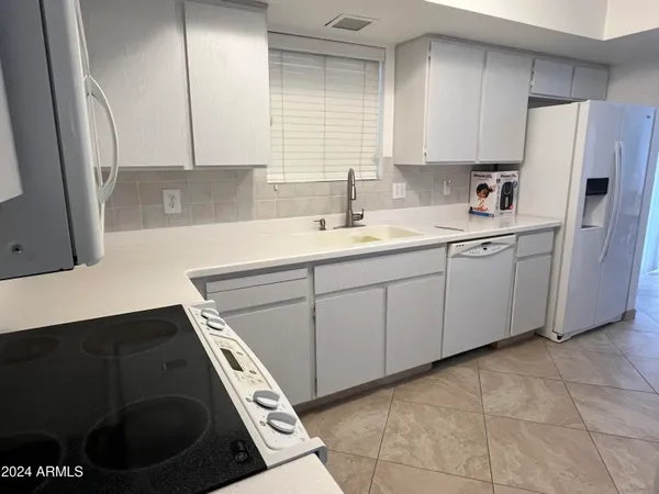 $1,850 | 26014 South Howard Drive, Sun Lakes, AZ 85248