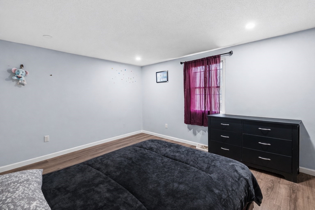 36 Kalmia Road Holbrook, MA 02343 - Photo 12 of 19