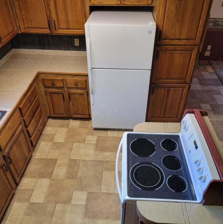 6933 Westfall Road Southwest Lancaster, OH 43130 - Photo 5 of 18 260702491_302939105074173_47108077877298