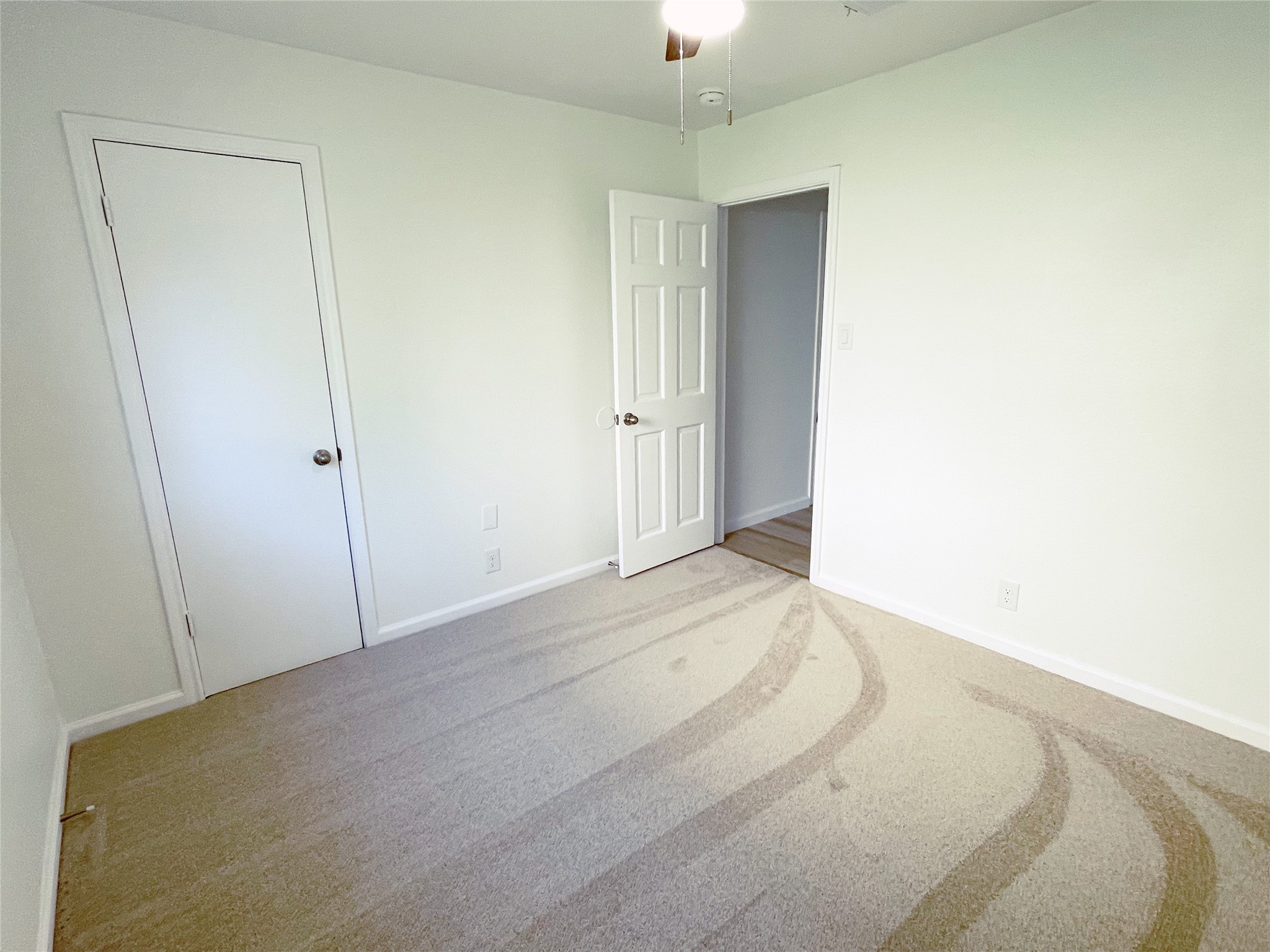 1103 Pike Path Round Rock, TX 78665 - Photo 27 of 36 Welcome to the third bedroom, a delightful space that balances comfort with functionality.