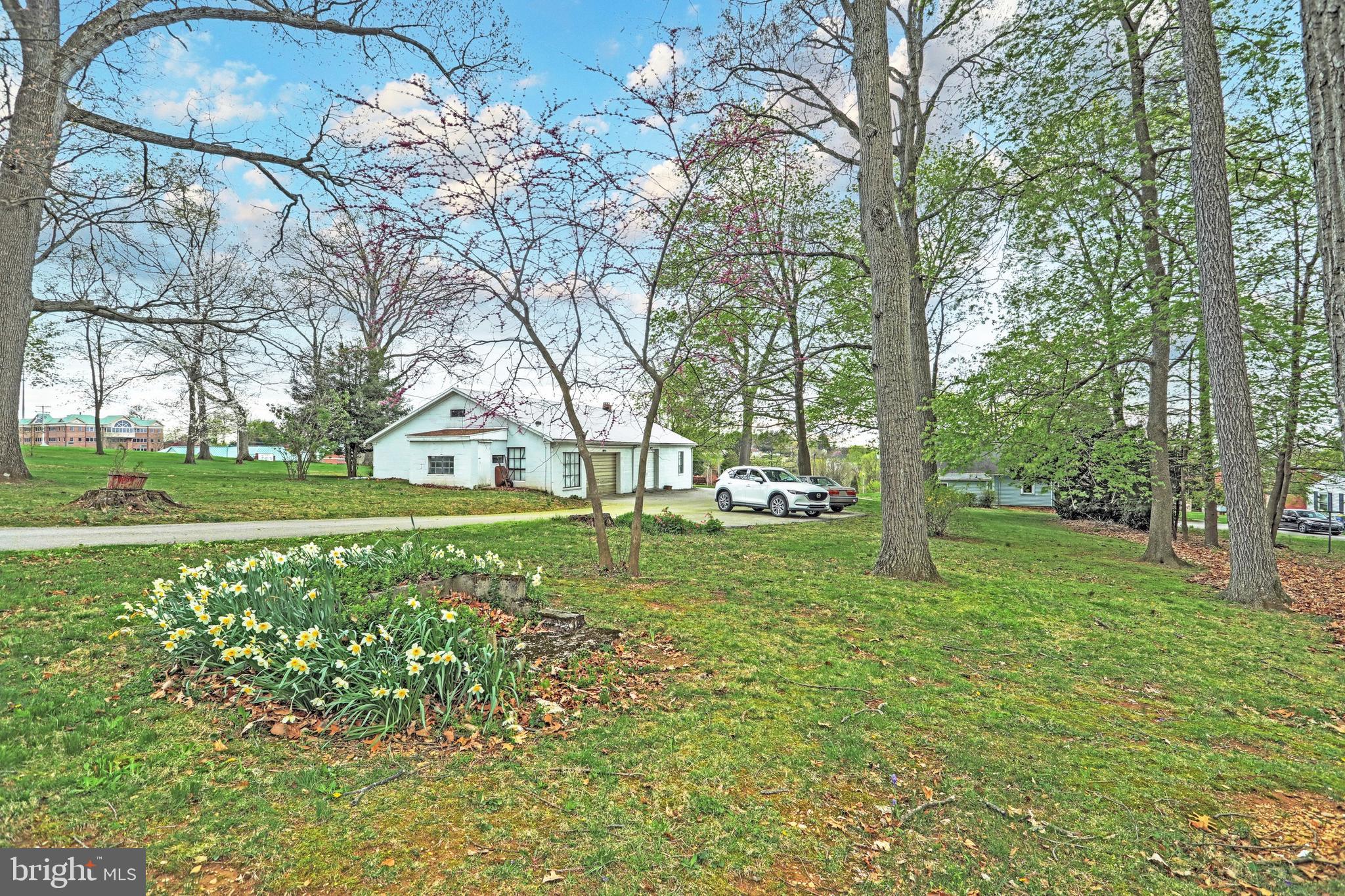 2528 Pine Grove Road York, PA 17403 - Photo 27 of 29 Gallery Image 27