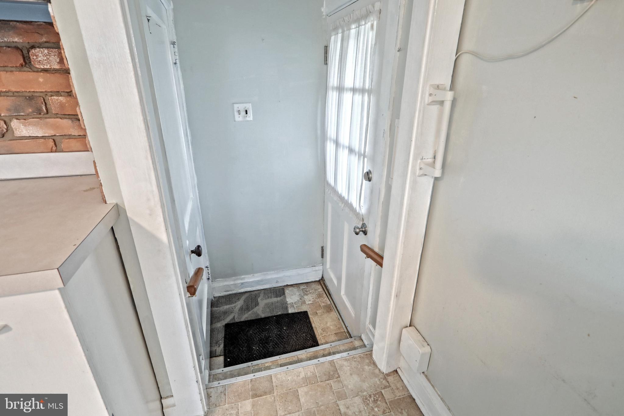 2528 Pine Grove Road York, PA 17403 - Photo 9 of 29 Gallery Image 9
