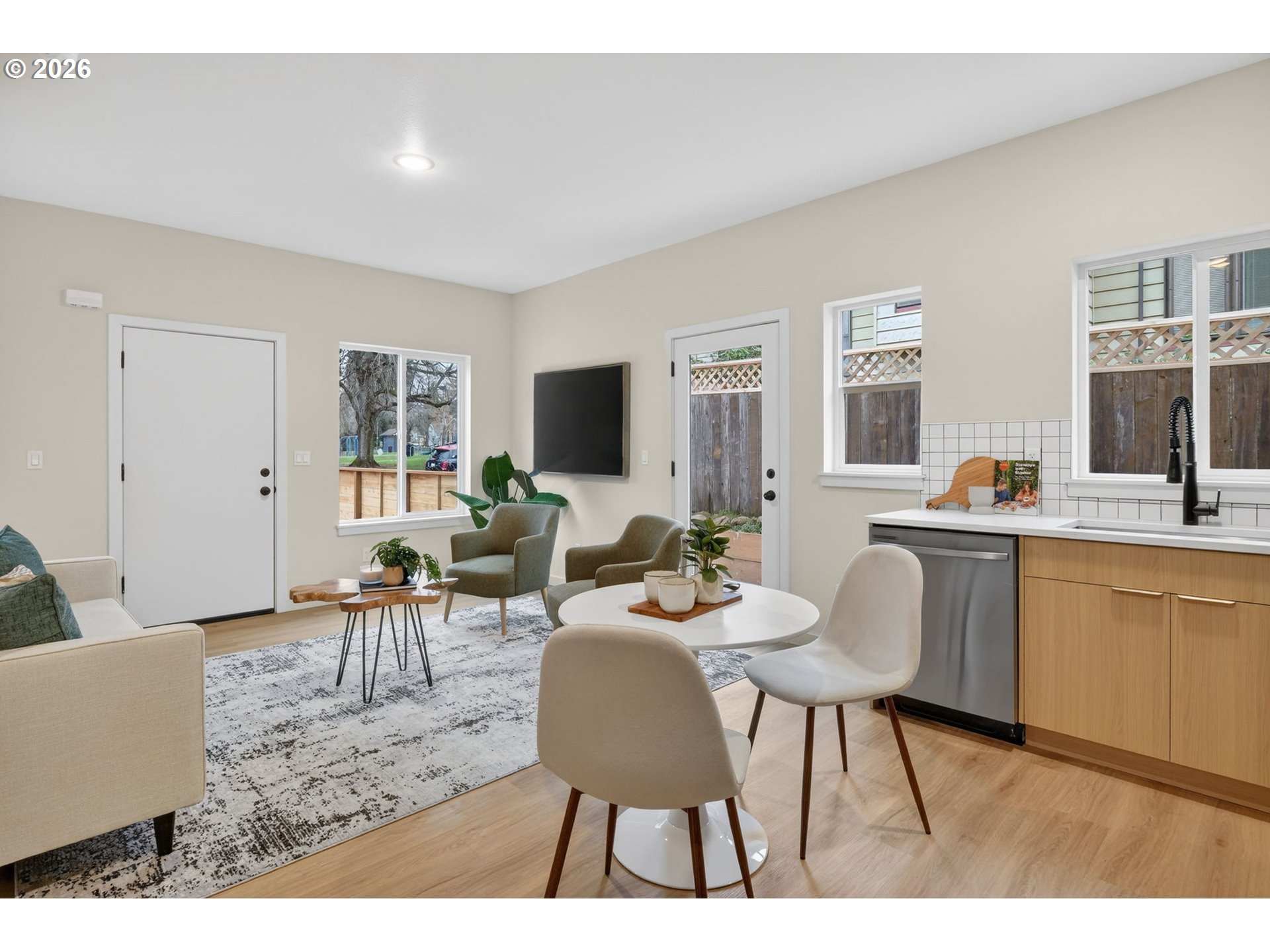 41976 Northeast 66th Avenue Portland, OR 97218 - Photo 12 of 28