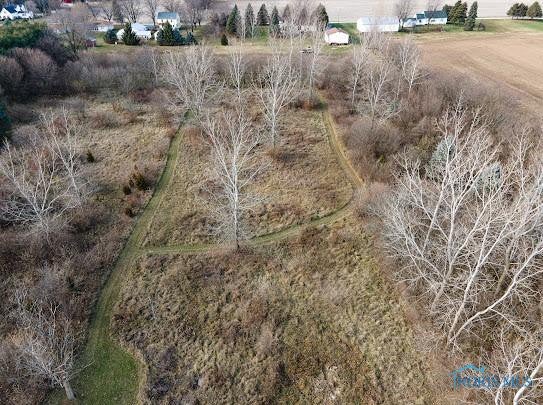 18821 Mercer Road Bowling Green, OH 43402 - Photo 9 of 17 Gallery Image 9