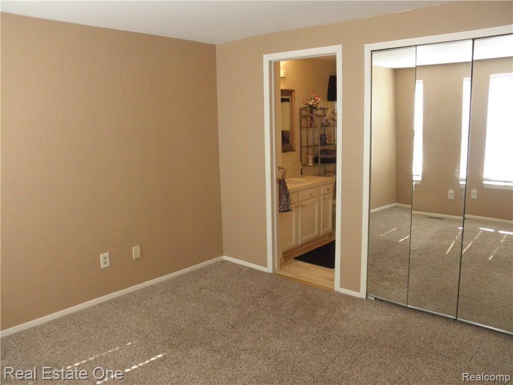 301 Willow Grove Lane, Unit 98 Rochester, MI 48307 - Photo 24 of 38