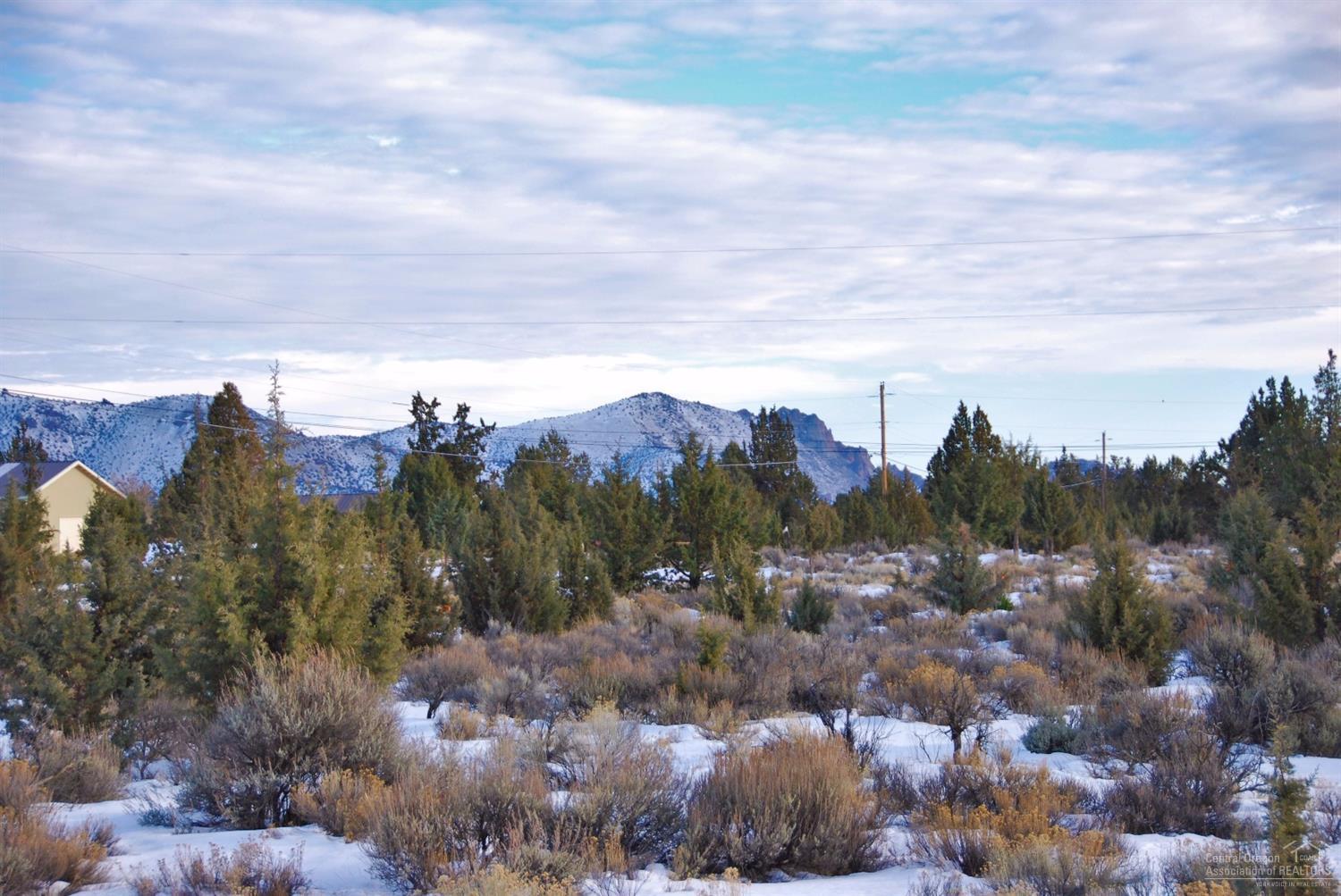 5655 Southwest Rim Road Terrebonne, OR 97760 - Photo 6 of 20 Here's the southern tip of Smith Rock Fo