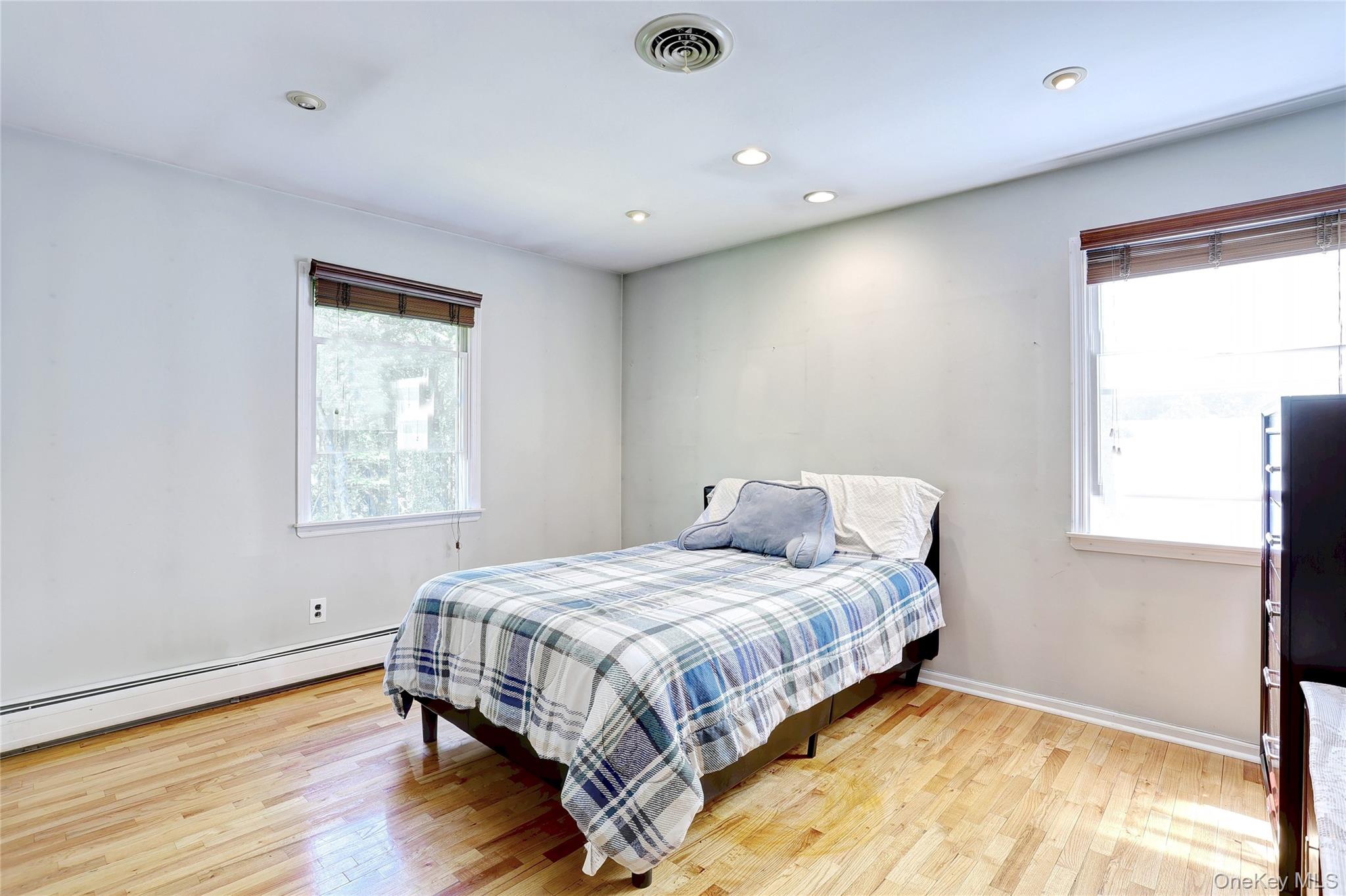 561 New Hempstead Road Spring Valley, NY 10977 - Photo 15 of 27