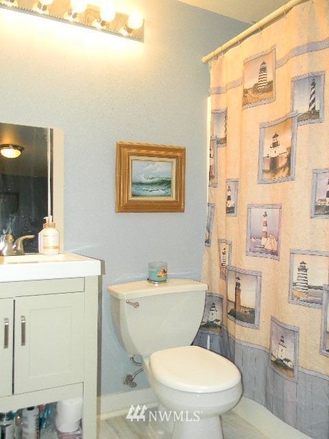 26437 Barrett Road Northeast Kingston, WA 98346 - Photo 22 of 22 Gallery Image 22