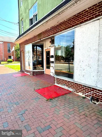 $325,000 | 20-22 East Broad Street, Burlington, NJ 08016