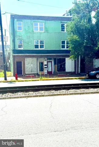 $325,000 | 20-22 East Broad Street, Burlington, NJ 08016