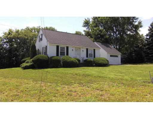 4 Apple Tree Road Tewksbury, MA 01876 - Photo 1 of 12 Gallery Image 1