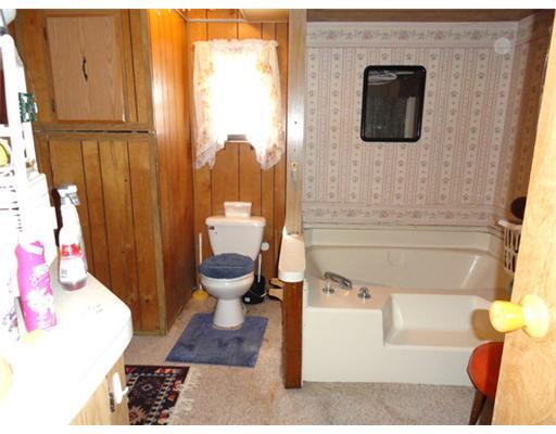 545 Dick Station Road Irwin, PA 15642 - Photo 4 of 16 Full Bath.