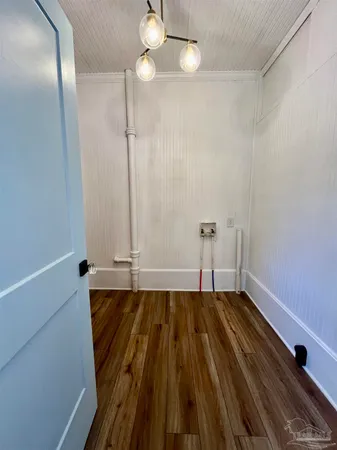$2,100 | 101 Central Avenue, Pensacola, FL 32507