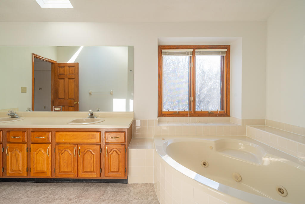 2210 Briggs Road Centerville, OH 45459 - Photo 35 of 65