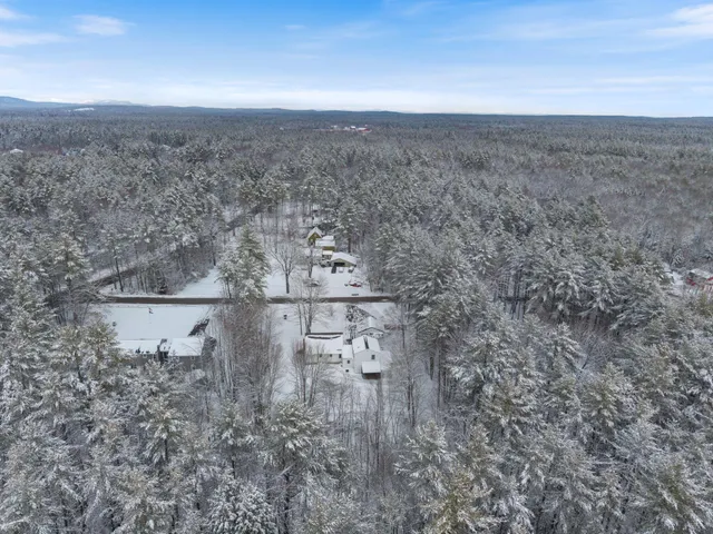 $575,000 | 5 Wards Pond Road, Limington, ME 04049